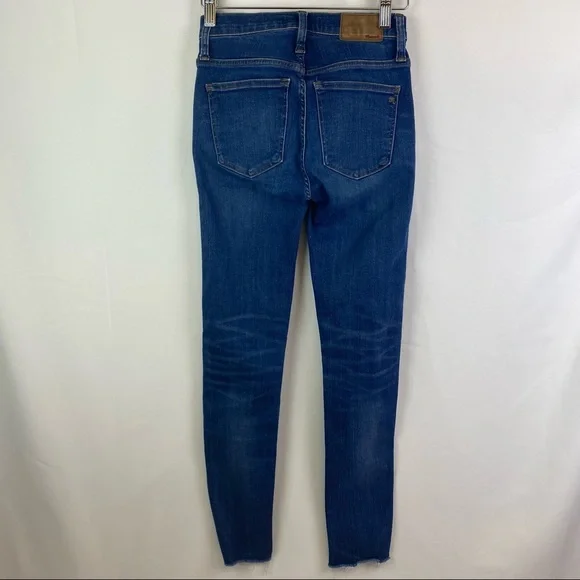 Madewell 9" Mid-Rise Skinny Jeans in Paloma Wash - Picture 5 of 12